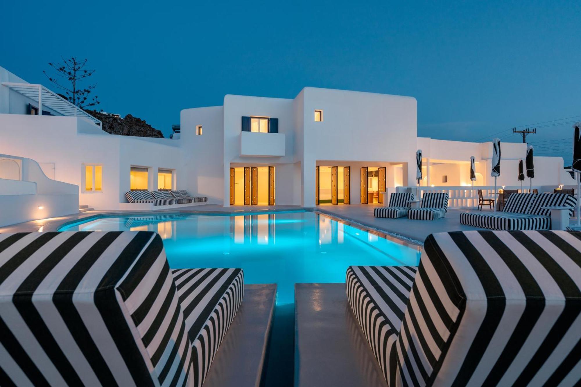 Croco Mykonos Hotel เตลอส ภายนอก รูปภาพ